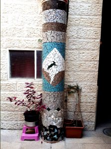 Decorated pillar